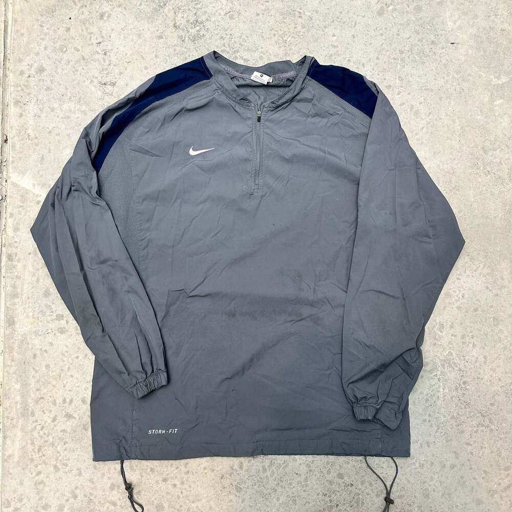Nike Storm-FIT 1/4 Zip Pullover Windbreaker - Medium